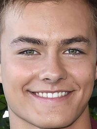  Peyton Meyer