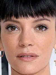  Lily Allen