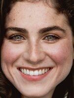 Foto de Emily McEnroe, actriz de Verity