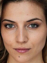  Alexandra Vale