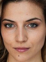 Foto de Alexandra Vale, actriz de Lucky Strike