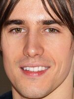 Foto de Reeve Carney, actor de La tempestad