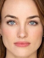 Foto de Sarah Murphree, actriz de The Girl in the River