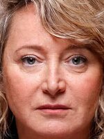 Foto de Julie Ferrier, actriz de Micmacs, un gran follón