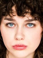 Maggie Nicole Robertson
