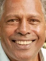 Foto de Ernie Dingo, actor de Kangaroo: Una aventura en Australia