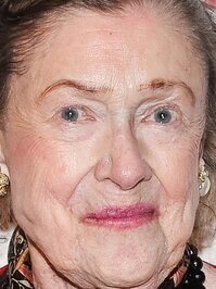  Elizabeth Wilson