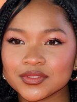 Foto de Laya DeLeon Hayes, actriz de ¿Por qué me casé otra vez?