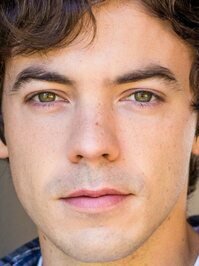  Connor Price