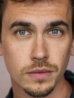 Foto de Jackson Bews, actor de Boiúna: La leyenda del Amazonas