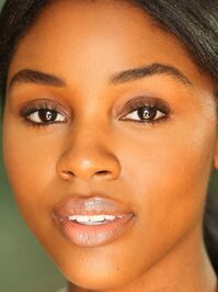  Naomi Baker
