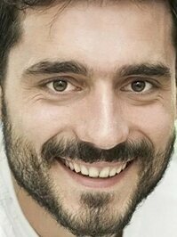  Ádám Tompa