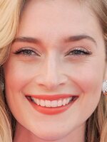 Foto de Caitlin FitzGerald, actriz de Above the Below