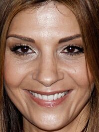  Callie Thorne