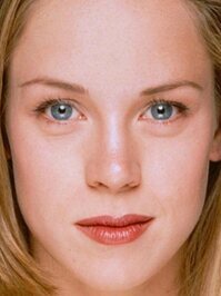  Heather Donahue