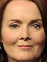 Foto de Laura Innes, actriz de Larga vida y prosperidad