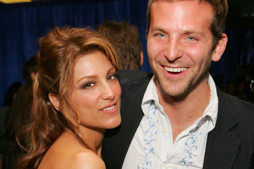 Bradley Cooper y Jennifer Esposito