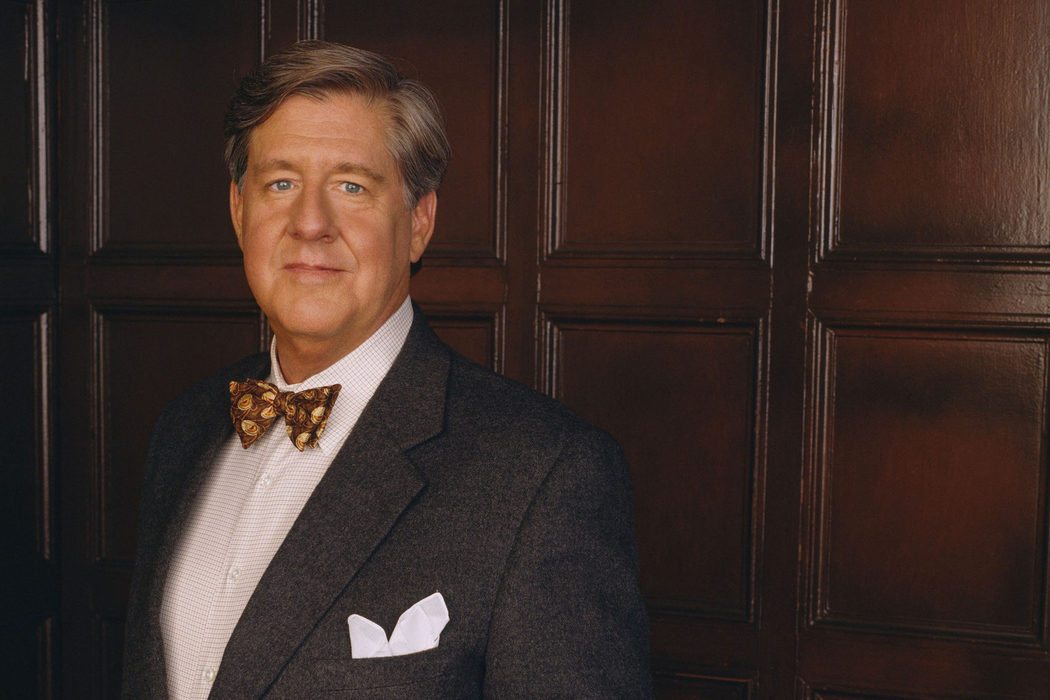 Richard (Edward Herrmann)