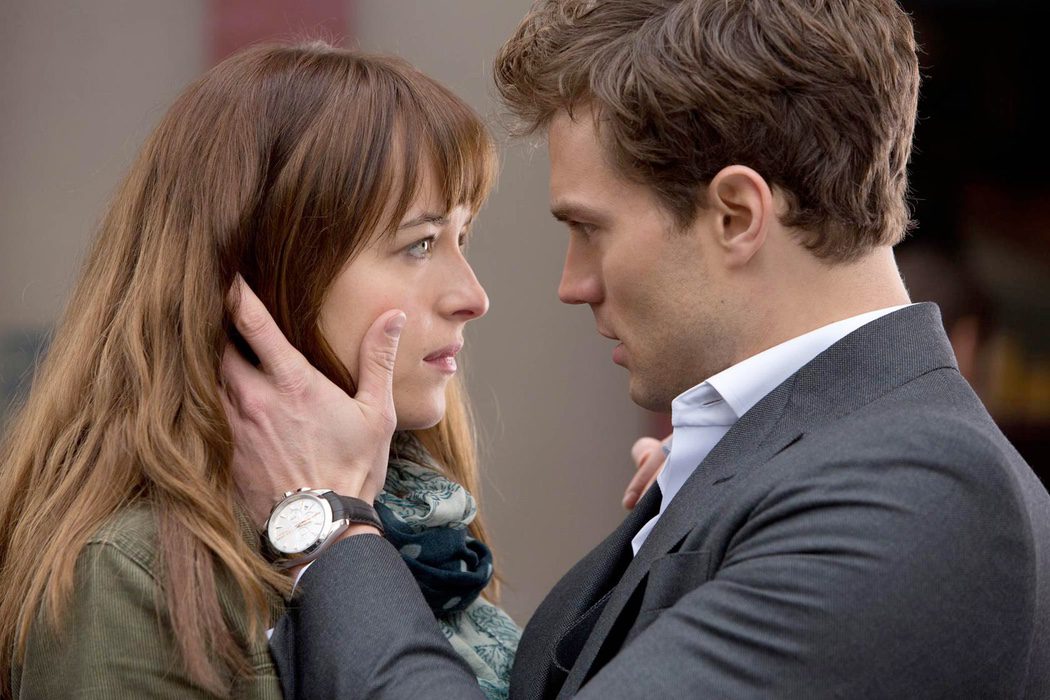 Jamie Dornan y Dakota Johnson en 'Cincuenta sombras de Grey'