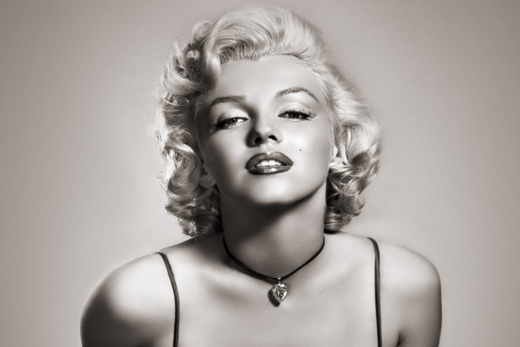 Marilyn Monroe es Norma Jeane Mortenson