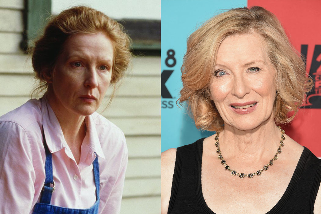 Frances Conroy (Ruth Fisher)