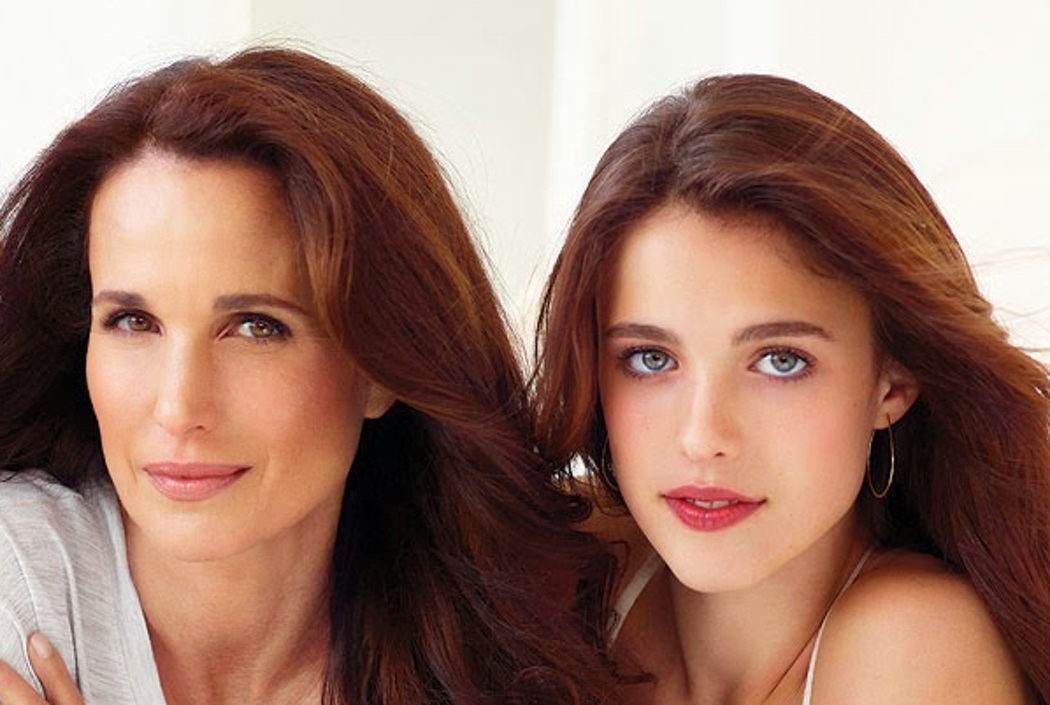 Margaret Qualley y Andie MacDowell