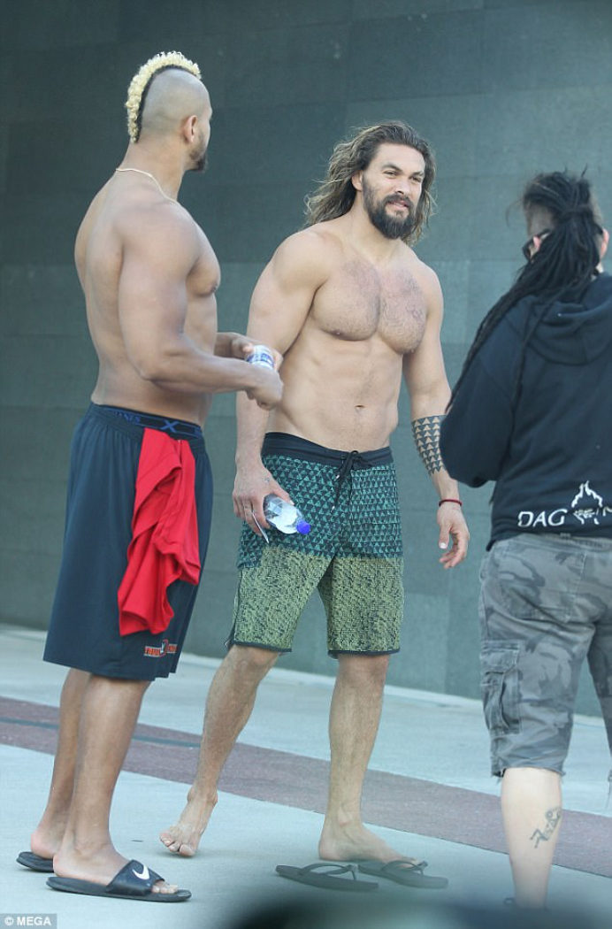 Jason Momoa en el set de 'Aquaman'