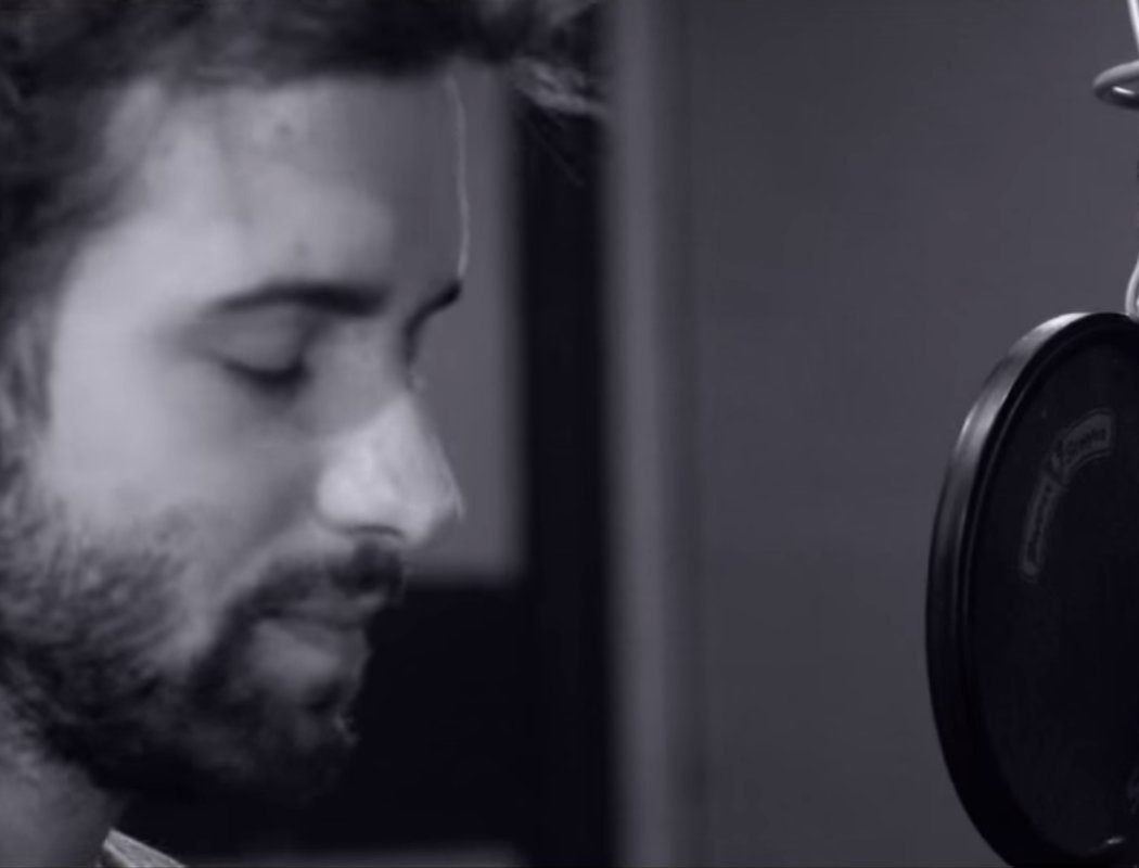 Pablo Alborán canta la canción original de la película