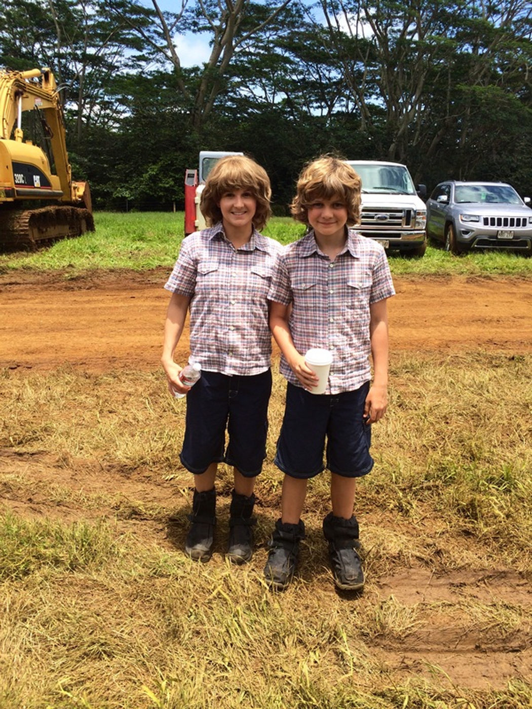 Kara Petersen es Ty Simpkins en 'Jurassic World'