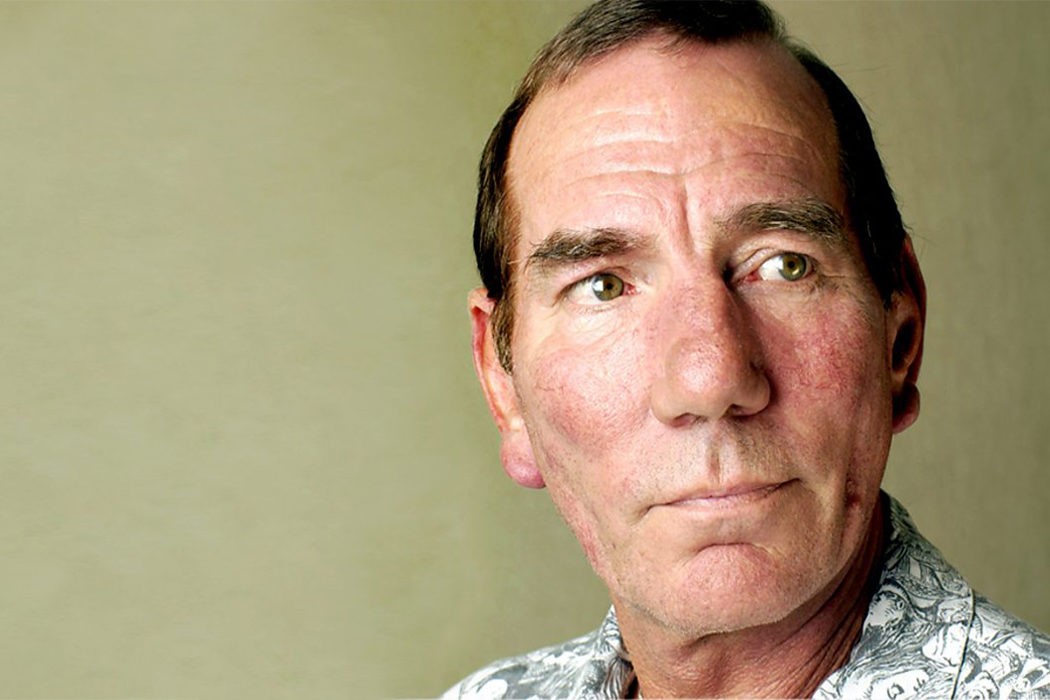 Pete Postlethwaite