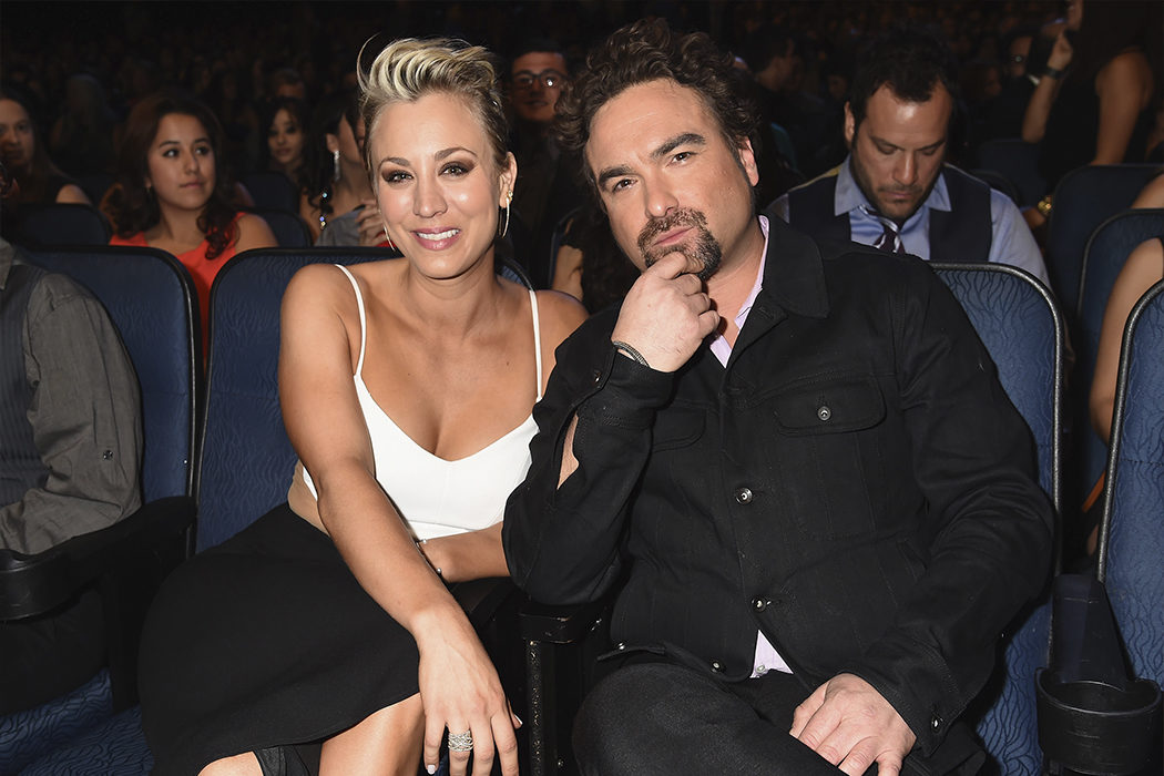 Kaley Cuoco y Johnny Galecki