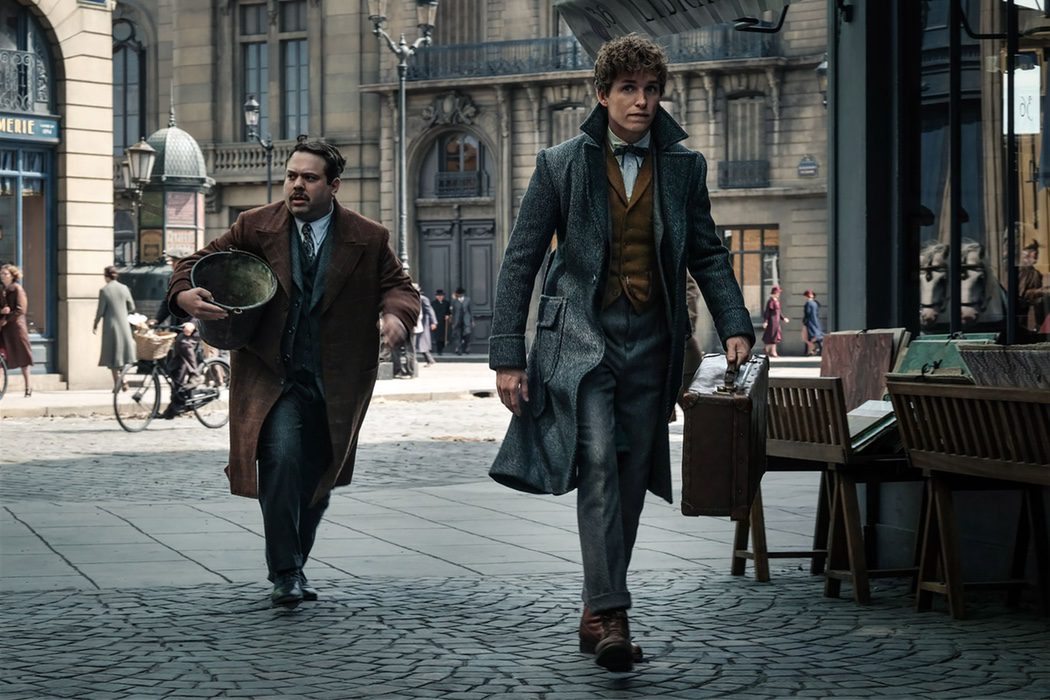 Newt Scamander y Jacob Kowalski en París