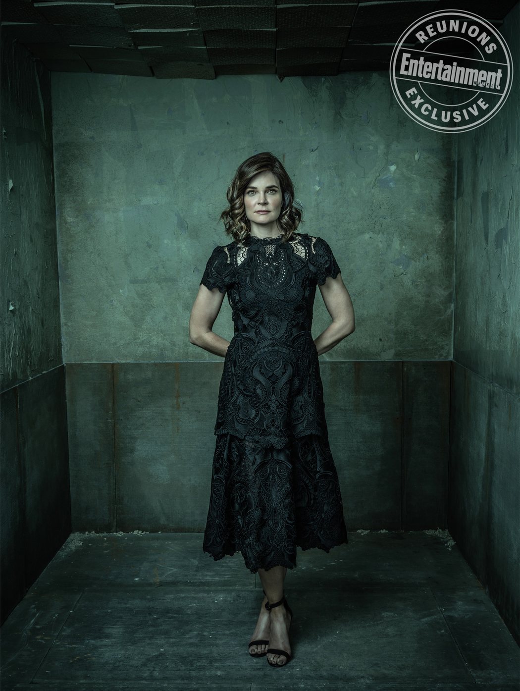 Betsy Brandt (Marie Schrader)