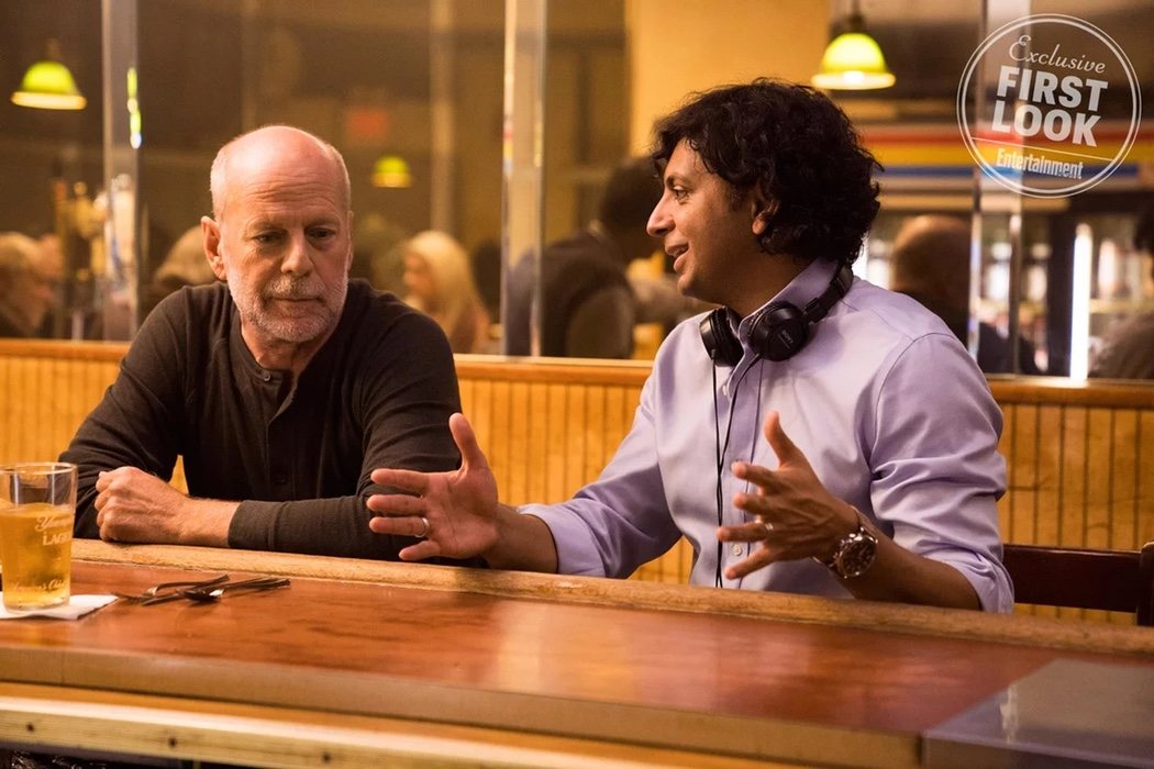 Bruce Willis y M. Night Shyamalan