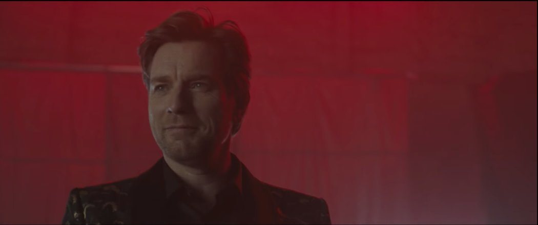 Ewan McGregor es Máscara Negra