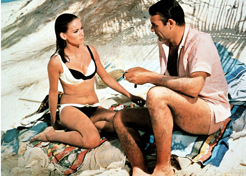 Claudine Auger: 24 años ¿A quién le sienta mejor el bikini?