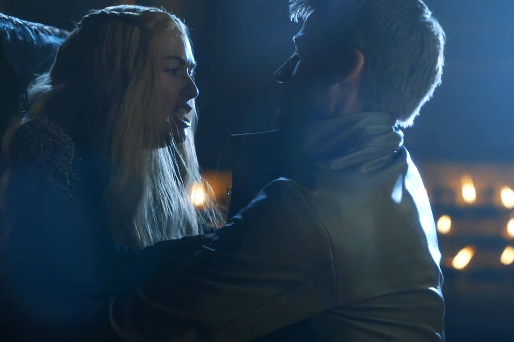 Jaime viola a Cersei
