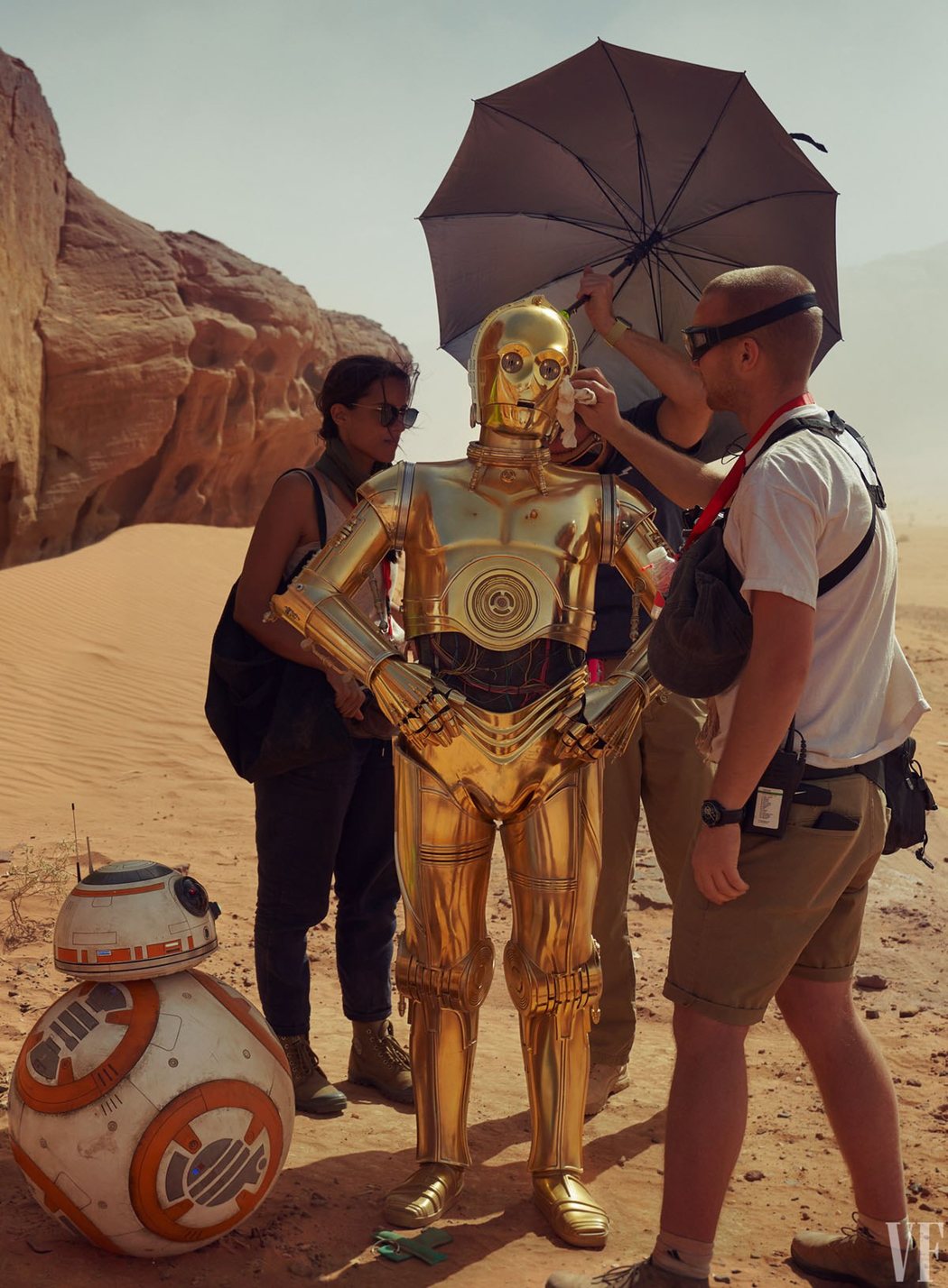 Anthony Daniels (C3-PO) junto a BB-8