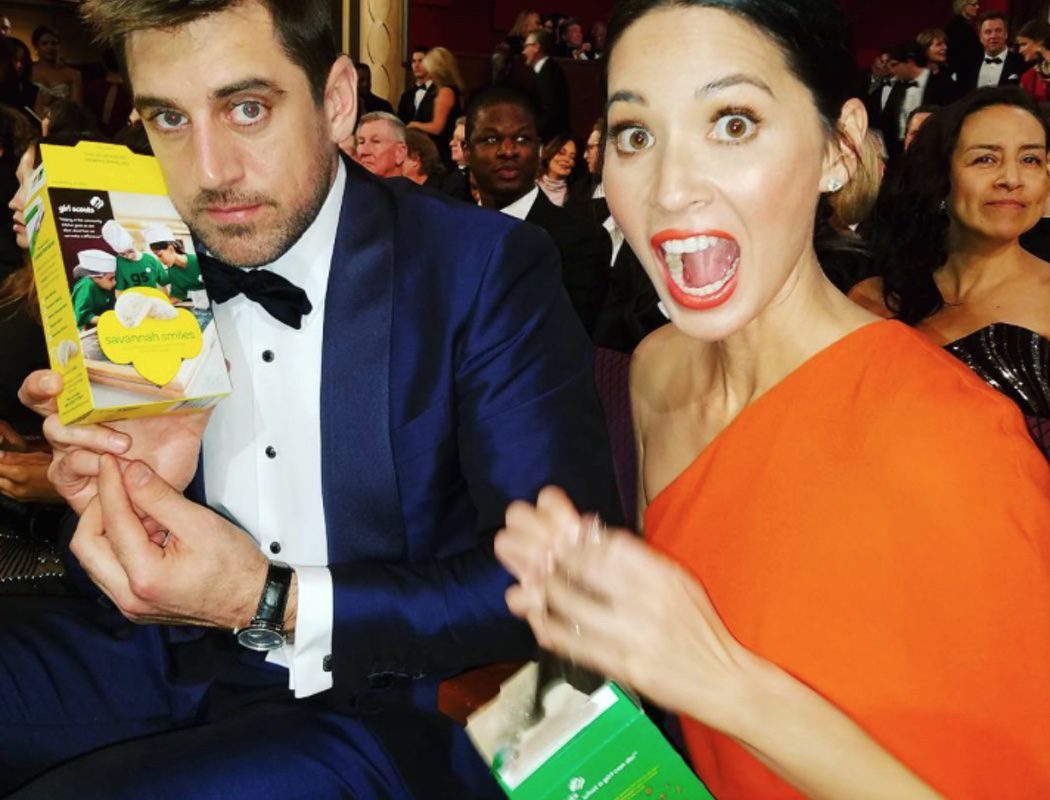 Olivia Munn y las galletas de las girl scout