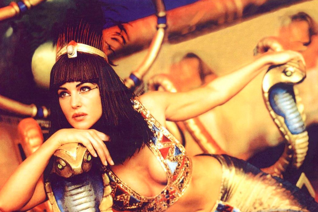 Cleopatra en 'Astérix y Obélix: Misión Cleopatra' (2002)