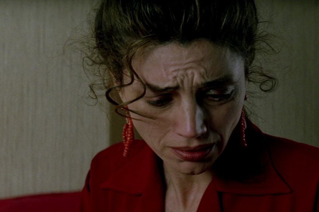 Clara en 'Carne trémula' (1997)