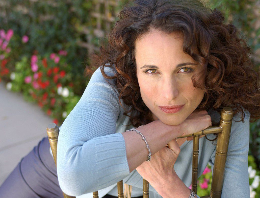 Andie MacDowell protagonizará 'Model Woman' para la ABC