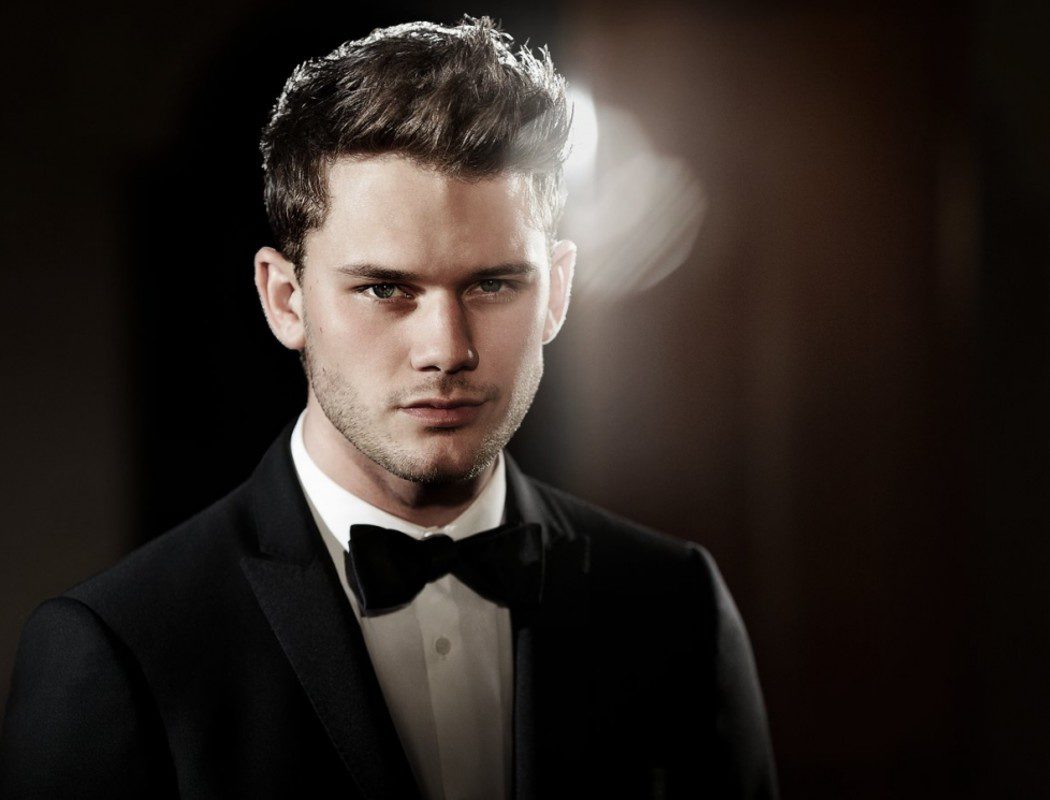 Jeremy Irvine