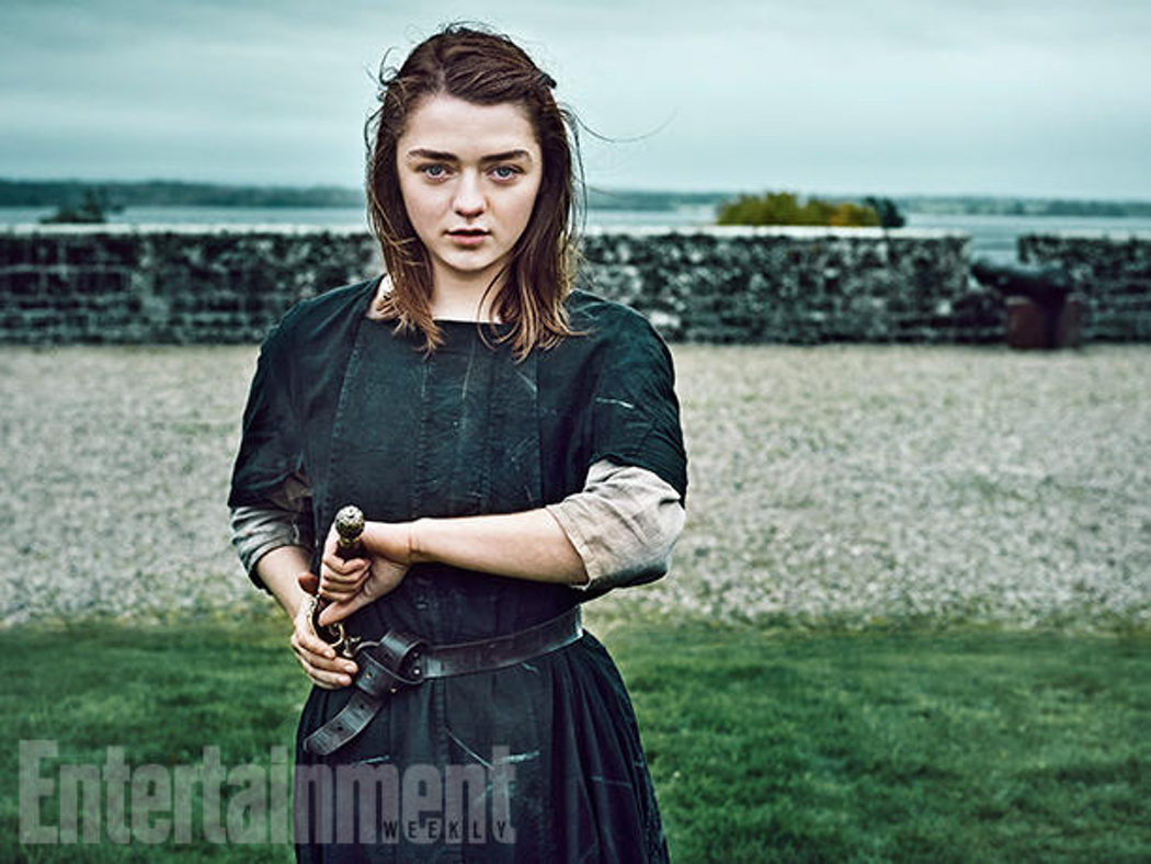 Maisie Williams posa para Entertainment Weekly