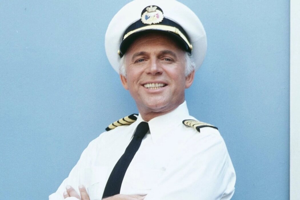 Gavin MacLeod