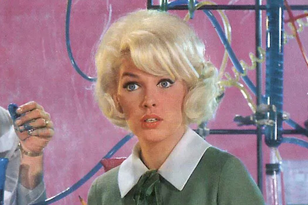 Stella Stevens