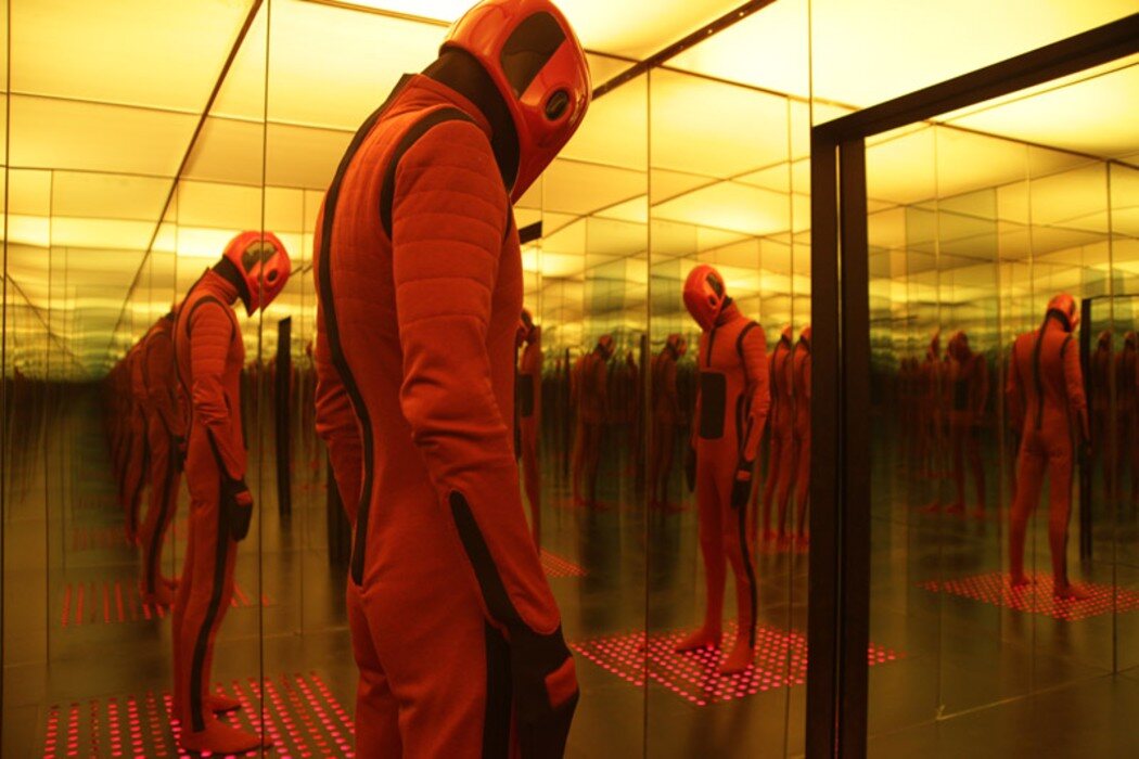Beyond the Black Rainbow (2010)