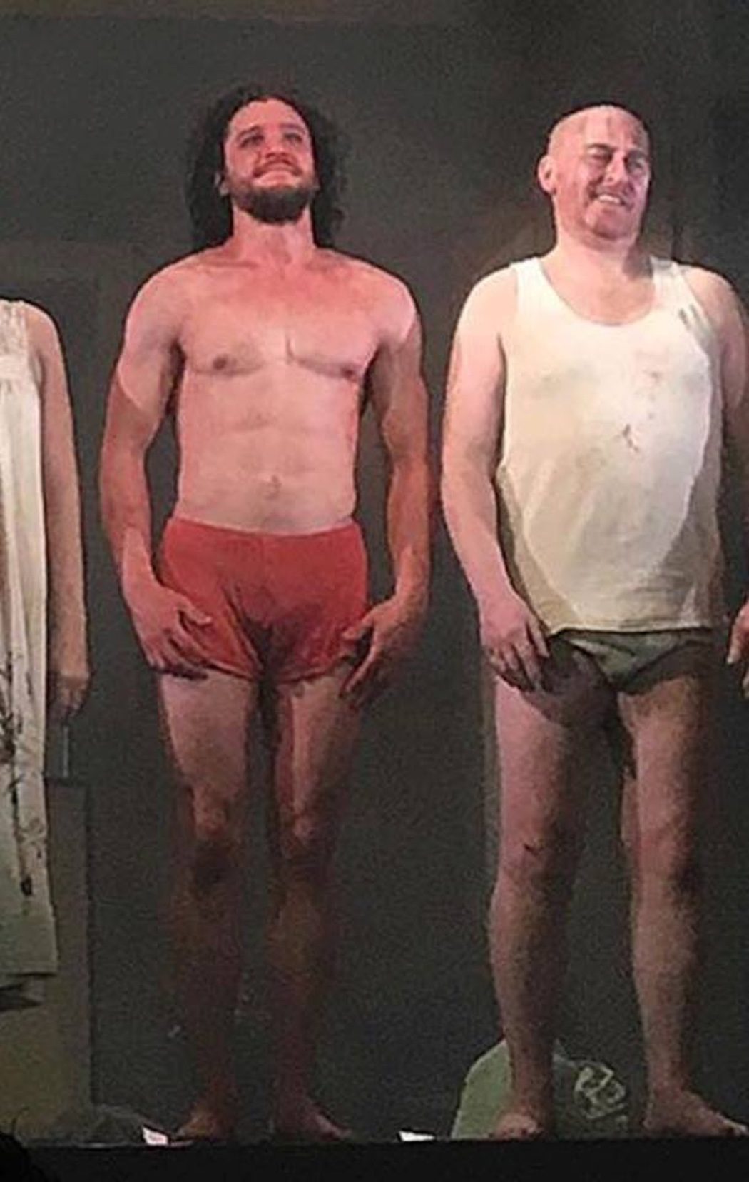 Kit Harington se desnuda en la obra de teatro 'Doctor Fausto'