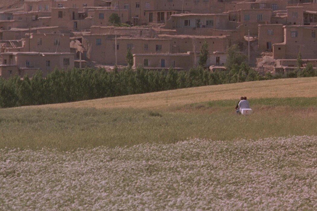 'El viento nos llevará' (1999) – Abbas Kiarostami