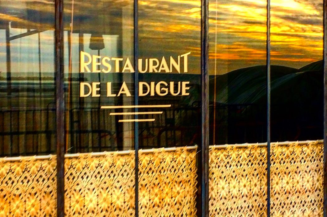 Restaurant de la Digue en el set de 'Dunkirk' de Christopher Nolan